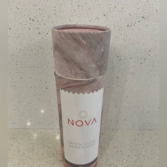 NWT Novo Amethyst Water Bottle Healing Crystal Bottle - Picture 3 of 7